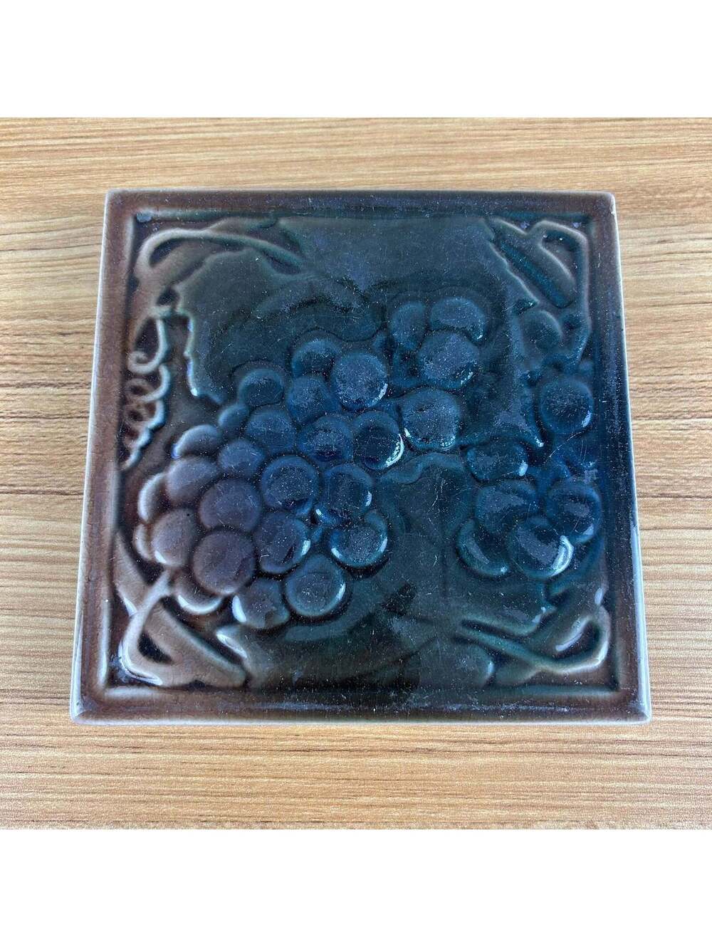 Rookwood 1950 Art Pottery Brown Blue Grape Motif Decorated Tile Trivel